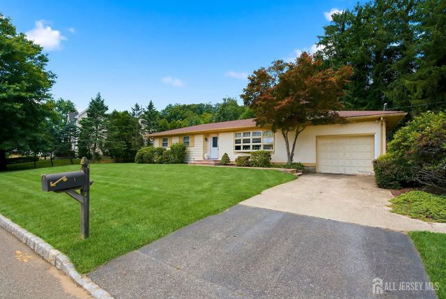 1 Beech Court, East Brunswick, NJ 08816