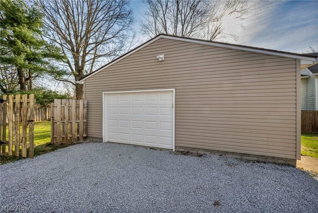 43 Bridge Street, Newton Falls, OH 44444