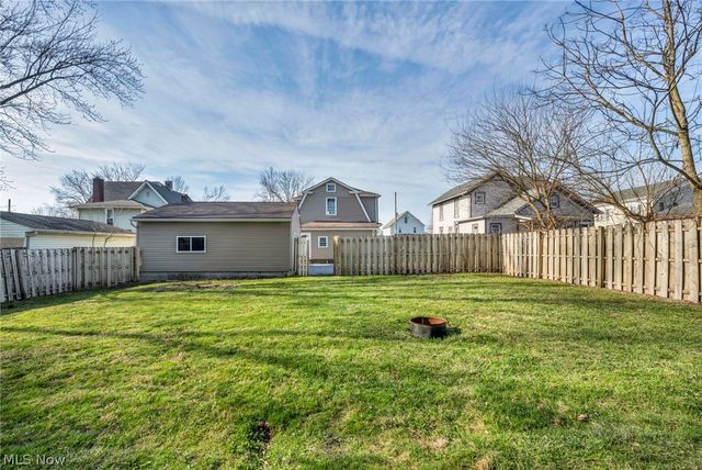 43 Bridge Street, Newton Falls, OH 44444