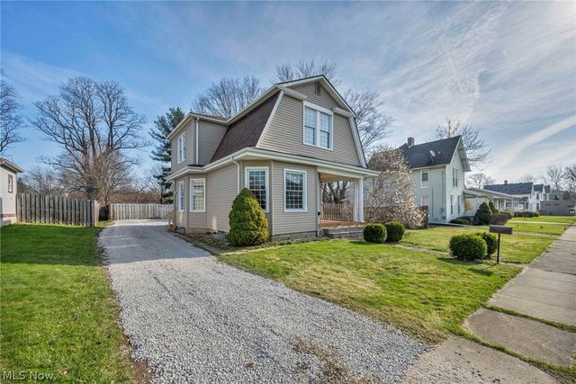 43 Bridge Street, Newton Falls, OH 44444