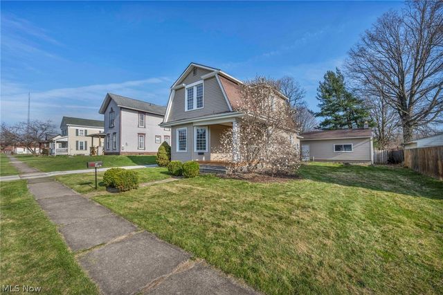 43 Bridge Street, Newton Falls, OH 44444