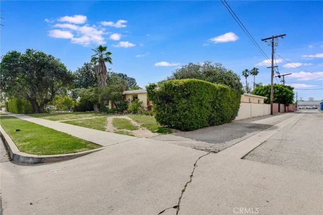 6339 Cleon Street, North Hollywood, CA 91606