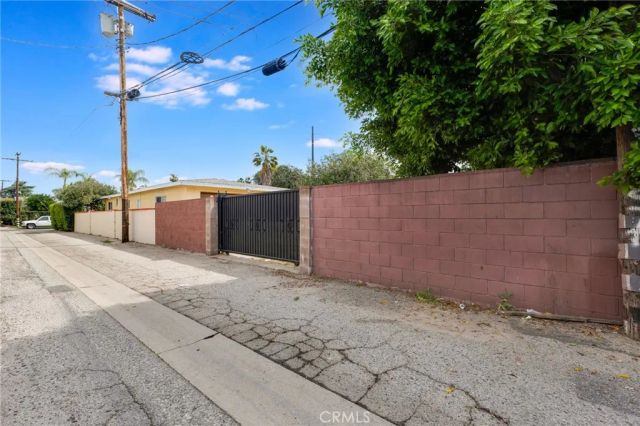 6339 Cleon Street, North Hollywood, CA 91606