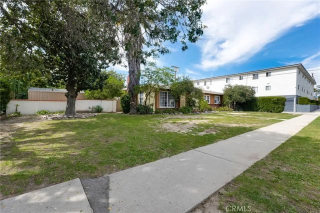 6339 Cleon Street, North Hollywood, CA 91606