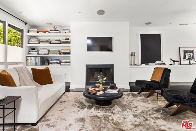 9648 Yoakum Drive, Beverly Hills, CA 90210