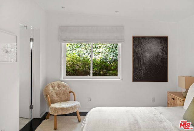 9648 Yoakum Drive, Beverly Hills, CA 90210