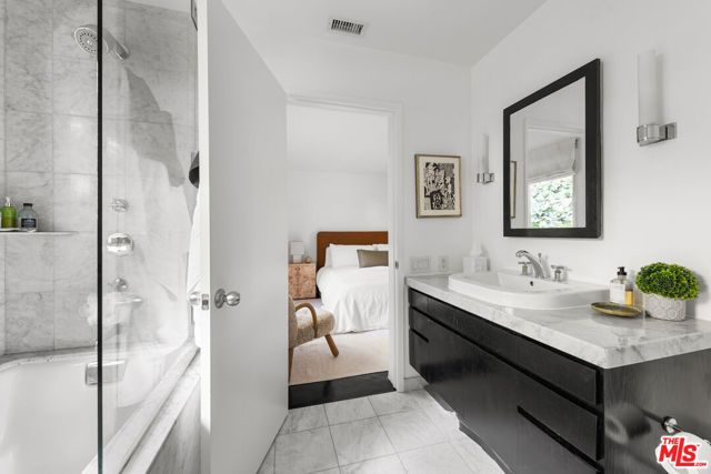 9648 Yoakum Drive, Beverly Hills, CA 90210