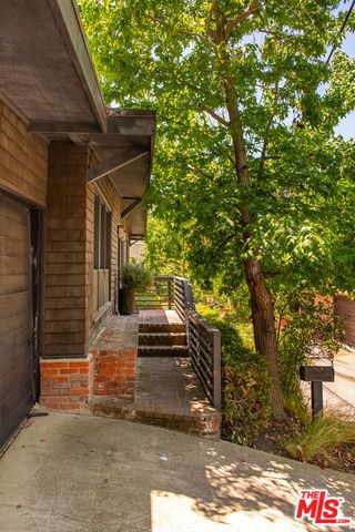 9648 Yoakum Drive, Beverly Hills, CA 90210