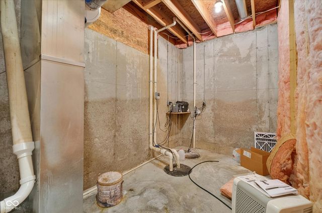 9322 Timberline Way, Indianapolis, IN 46256