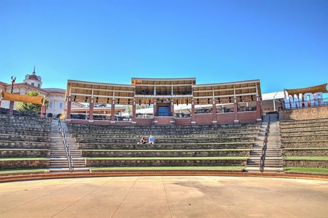 335 Sugarview Road, Sugar Hill, GA 30518