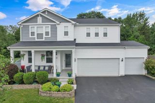2267 Holiday Valley Drive, Grove City, OH 43123