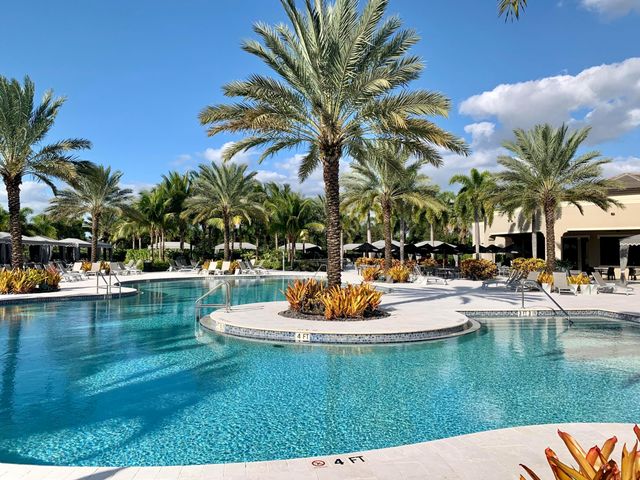 16831 Pavilion Way, Delray Beach, FL 33446