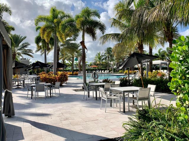 16831 Pavilion Way, Delray Beach, FL 33446