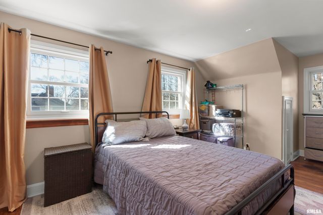 3502 N PEORIA Avenue, Peoria, IL 61603