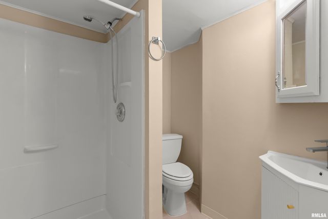 3502 N PEORIA Avenue, Peoria, IL 61603