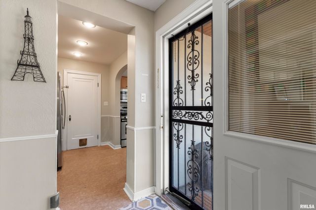 3502 N PEORIA Avenue, Peoria, IL 61603