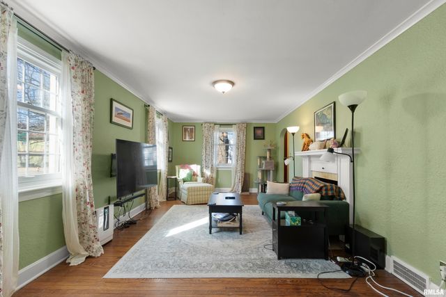 3502 N PEORIA Avenue, Peoria, IL 61603