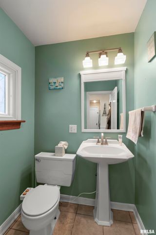 3502 N PEORIA Avenue, Peoria, IL 61603