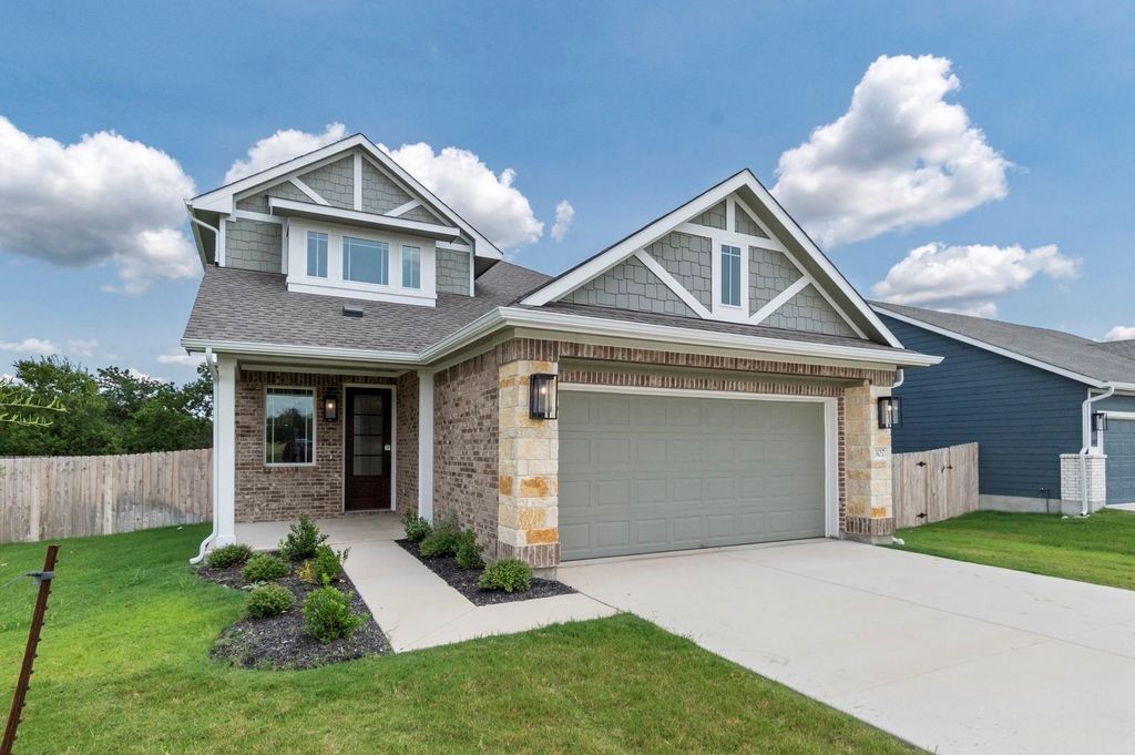 307 Lucky Ave, Bertram, TX 78605