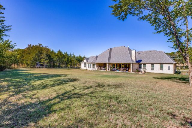 3037 Crossing Drive, Anna, TX 75409