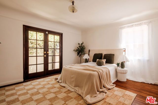 4260 S Norton Avenue, Los Angeles, CA 90008