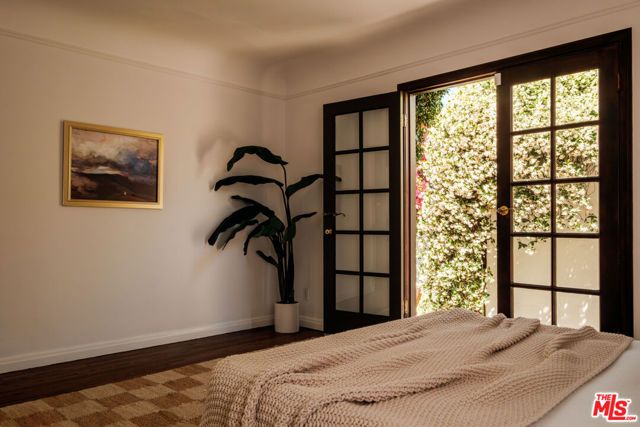 4260 S Norton Avenue, Los Angeles, CA 90008