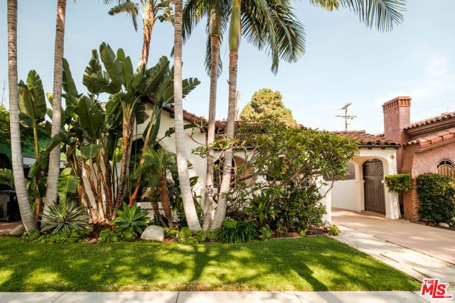 4260 S Norton Avenue, Los Angeles, CA 90008
