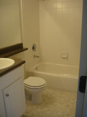 4455 E Paradise Village Parkway S Apt 1001, Phoenix, AZ 85032
