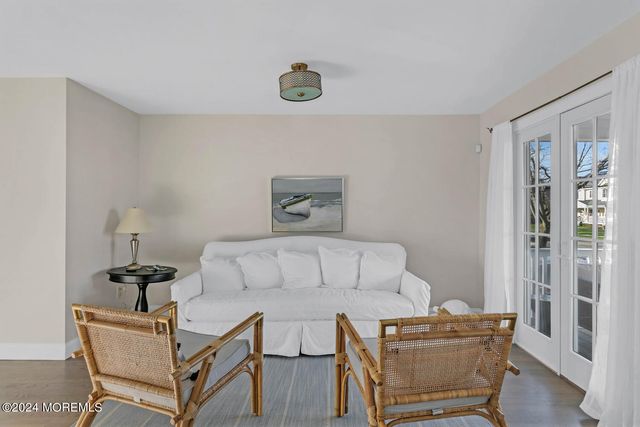 303 Pennsylvania Avenue, Spring Lake, NJ 07762