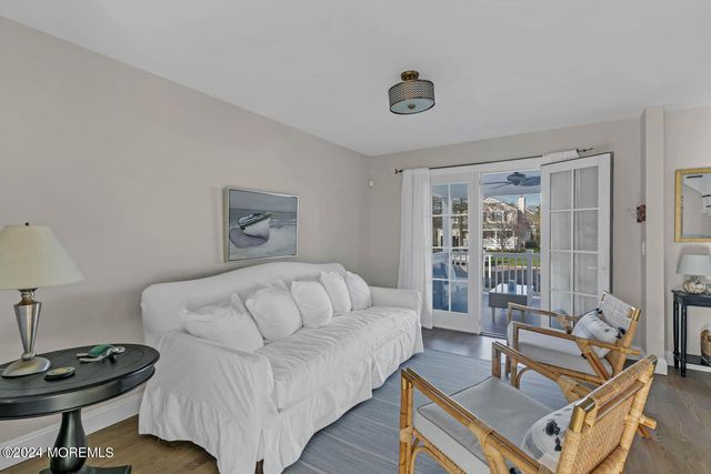 303 Pennsylvania Avenue, Spring Lake, NJ 07762