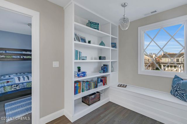 303 Pennsylvania Avenue, Spring Lake, NJ 07762