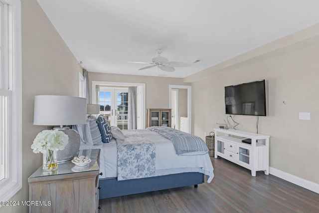 303 Pennsylvania Avenue, Spring Lake, NJ 07762