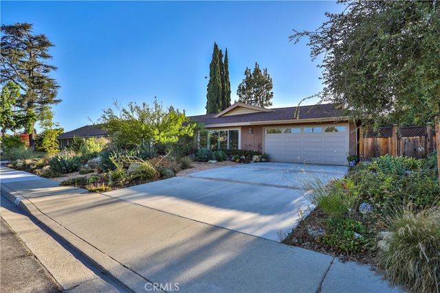1545 Seneca Place, Claremont, CA 91711