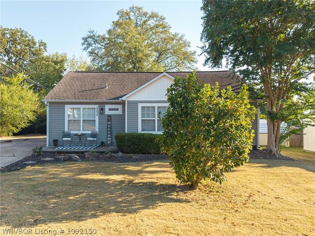 2208 Knoxville Street, Fort Smith, AR 72901