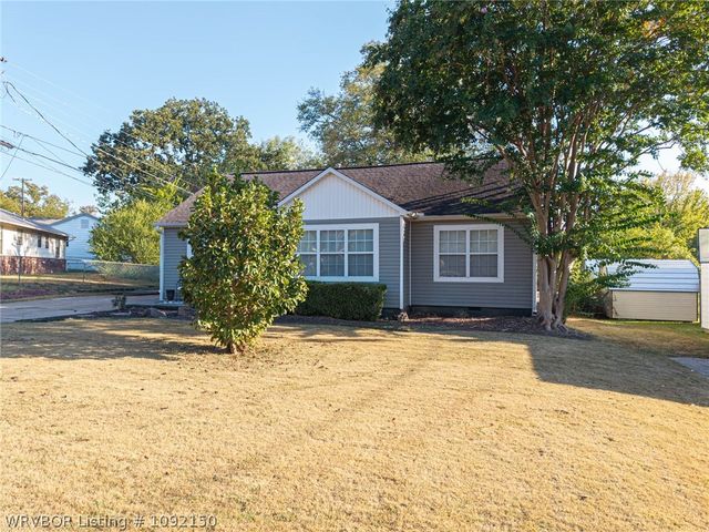 2208 Knoxville Street, Fort Smith, AR 72901