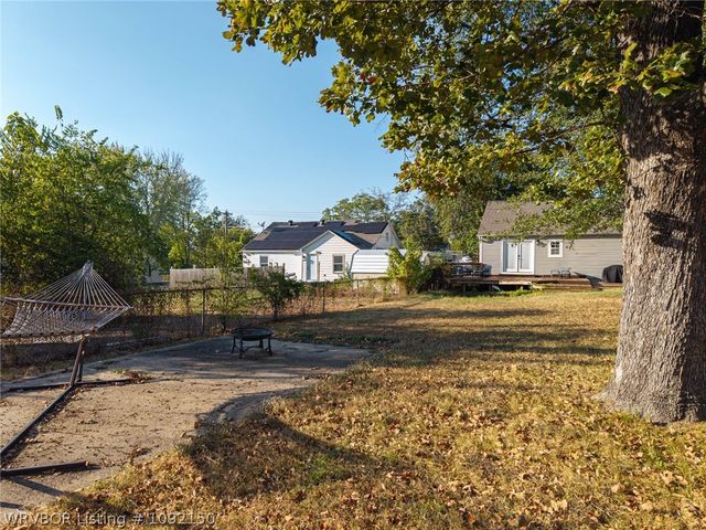 2208 Knoxville Street, Fort Smith, AR 72901