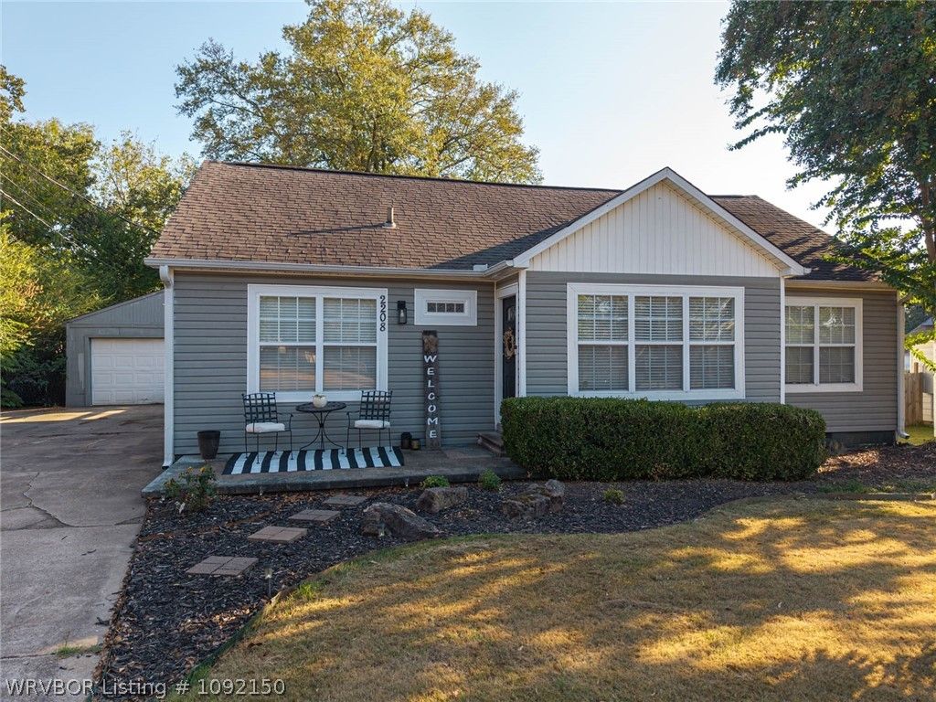 2208 Knoxville Street, Fort Smith, AR 72901