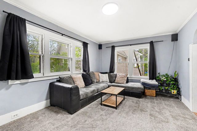 1914 Kalamazoo Avenue SE, Grand Rapids, MI 49507