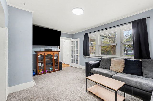 1914 Kalamazoo Avenue SE, Grand Rapids, MI 49507