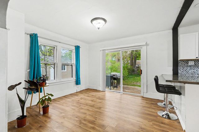 1914 Kalamazoo Avenue SE, Grand Rapids, MI 49507