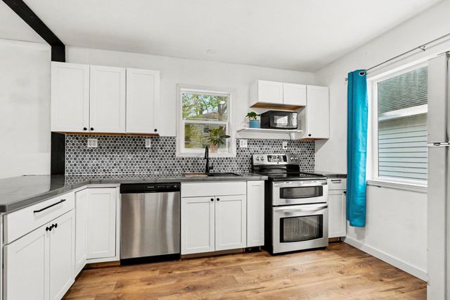 1914 Kalamazoo Avenue SE, Grand Rapids, MI 49507