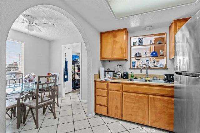 243 W C Street, Colton, CA 92324