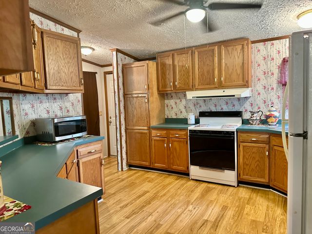 260 Lakey Lane, Cornelia, GA 30531