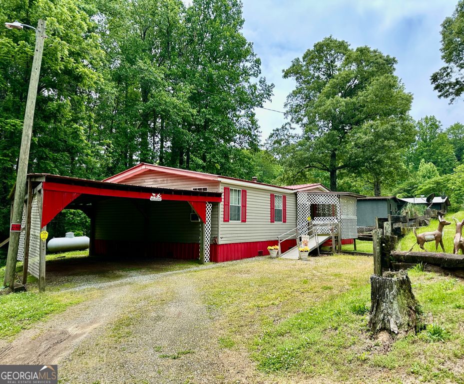 260 Lakey Lane, Cornelia, GA 30531