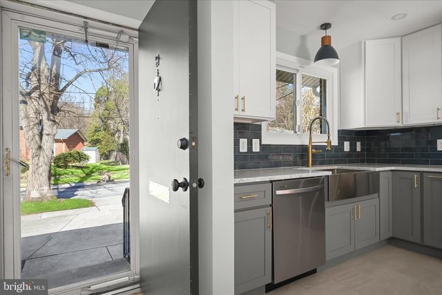 9720 HEDIN DR, Silver Spring, MD 20903