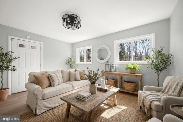 9720 HEDIN DR, Silver Spring, MD 20903