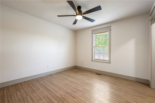 1702 SW D Street, Bentonville, AR 72712