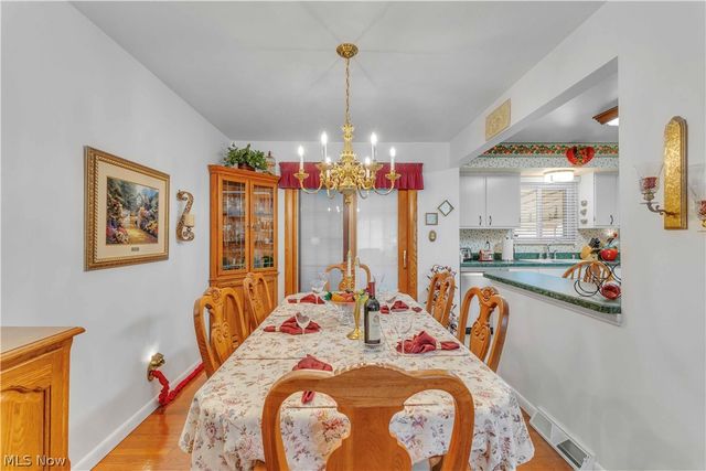 4430 Bentley Drive, North Olmsted, OH 44070