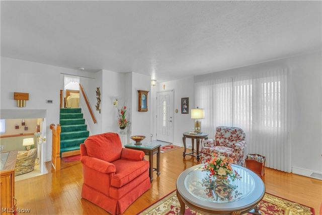 4430 Bentley Drive, North Olmsted, OH 44070