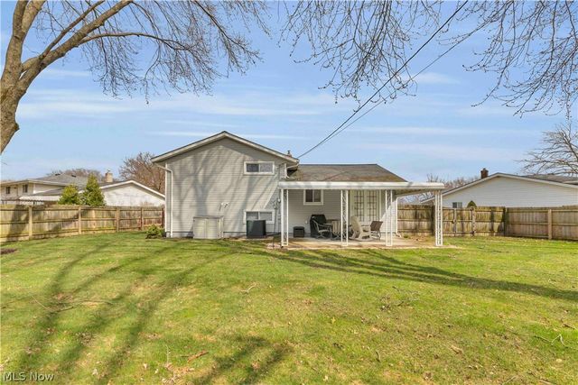 4430 Bentley Drive, North Olmsted, OH 44070